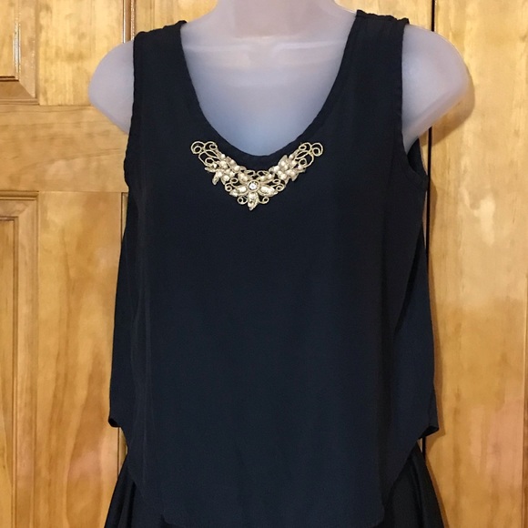 Langtry Tops - Langtry Dressy Tank Top Blouse Gold & Pearl Embellishment
Camisole 
Small 4 - 6